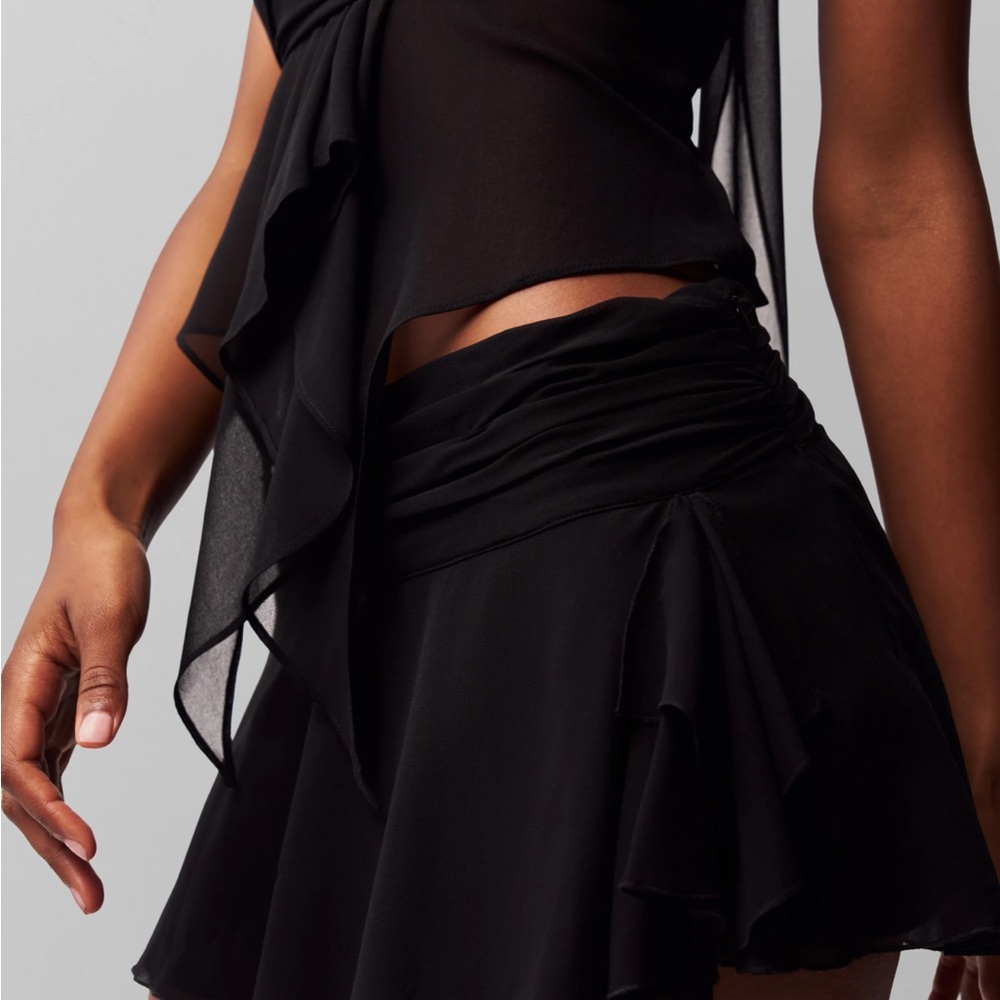 Elegant Black Women's Skirt